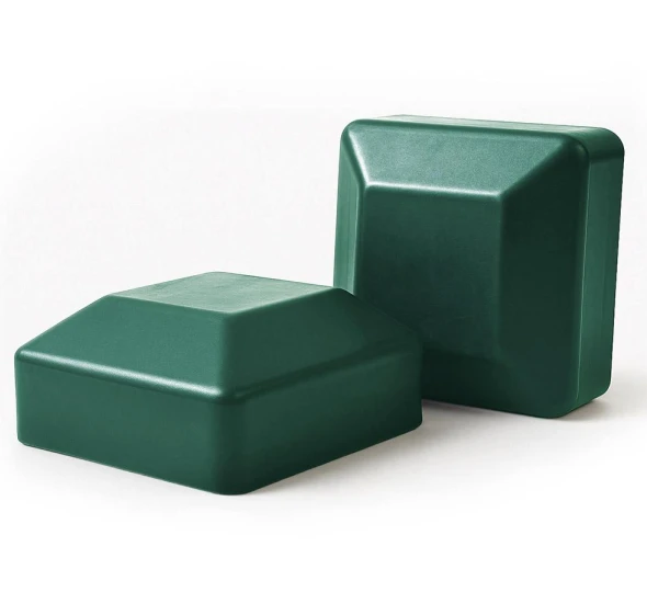 Заглушка пластиковая квадратная наружная для трубы 50х50 мм зеленая - image 1