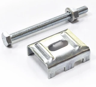 Крепление для панелей 3D 36*30 с болтом М6*80